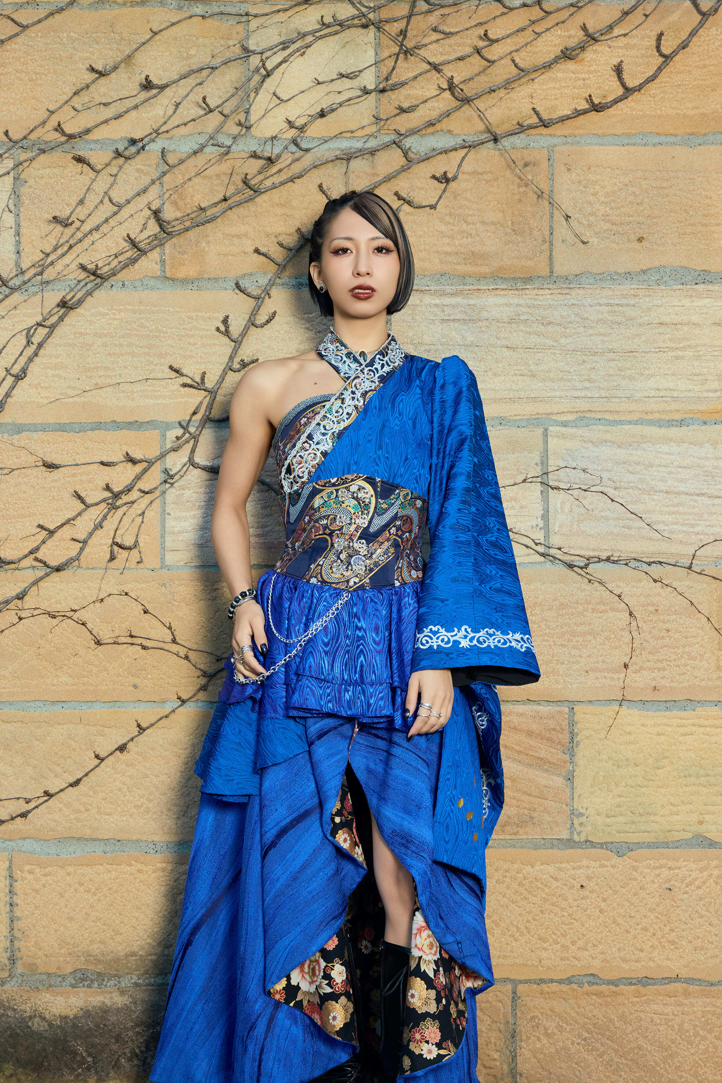 PROFILE | HAGANE オフィシャルサイト